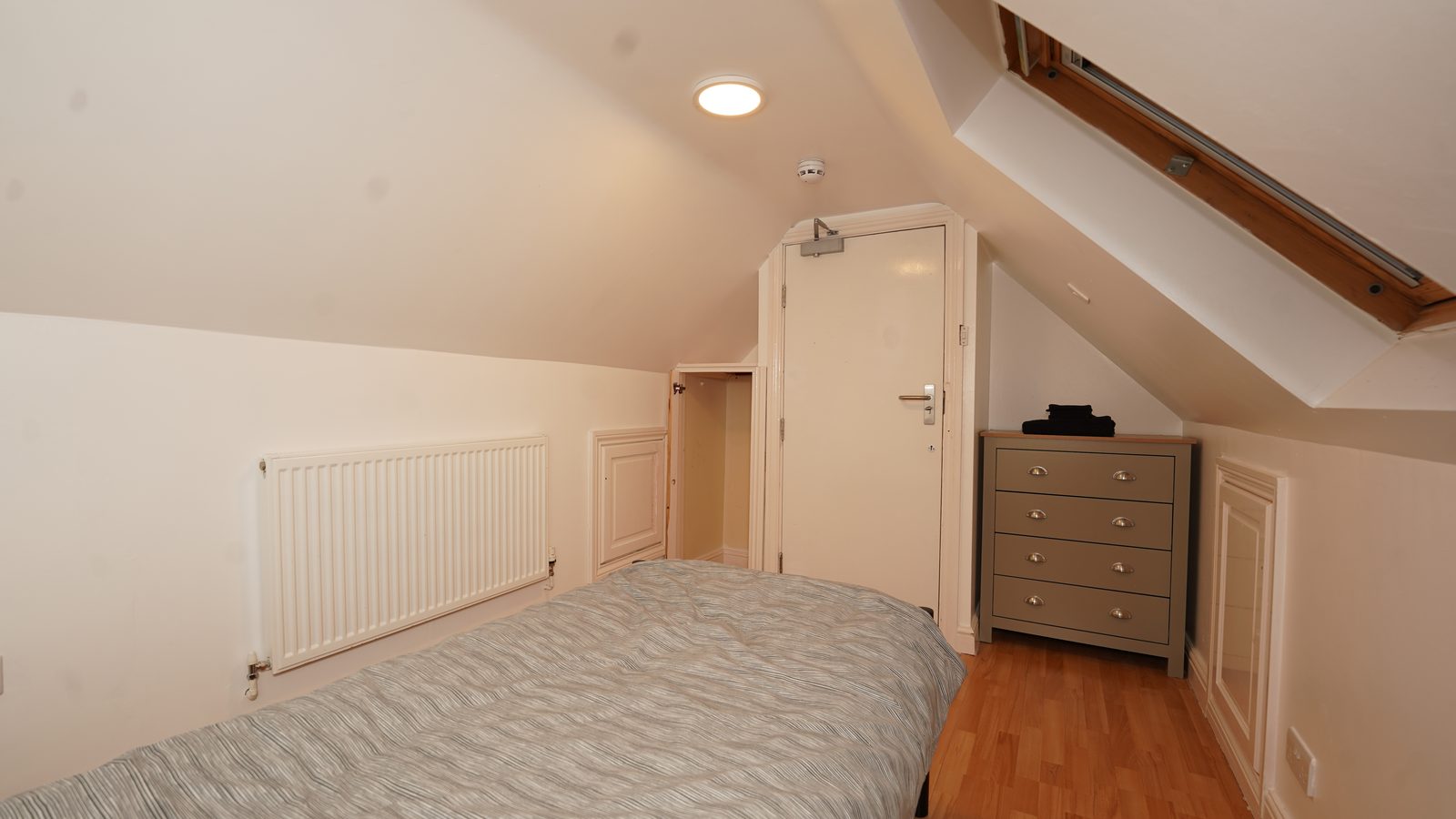 Bedroom at Lisette House